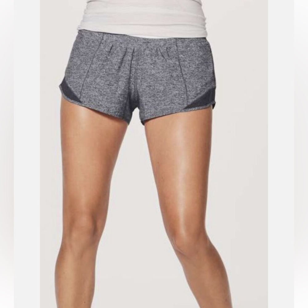Lululemon Hotty Hot Shorts - Heather Grey